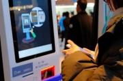 网上购物与人工智能技术的关系 探讨网购背后的AI智能