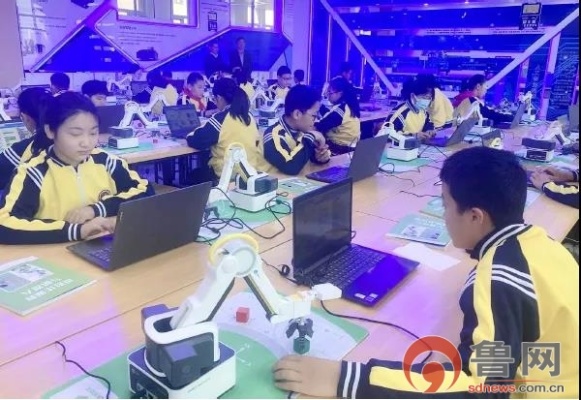 东营人工智能技术学校 了解这所领先的人工智能学校