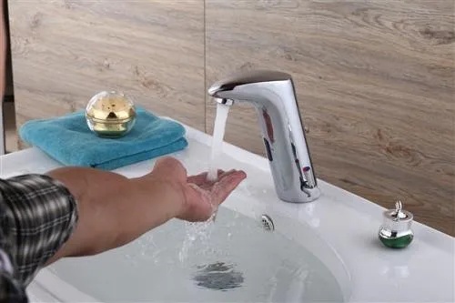 人工智能水龙头 智能家居新品：人工智能水龙头的功能与应用