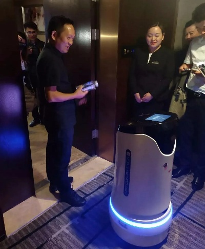 登封人工智能酒店 领略未来智能化入住体验