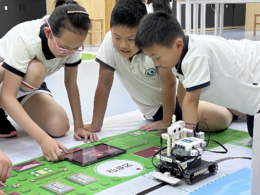 中小学人工智能教育 探索未来教育的新领域